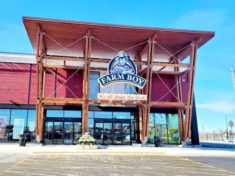 20 Chestnut Court Aurora ON L4G 4A4