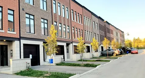 20 Chestnut Court Aurora ON L4G 4A4