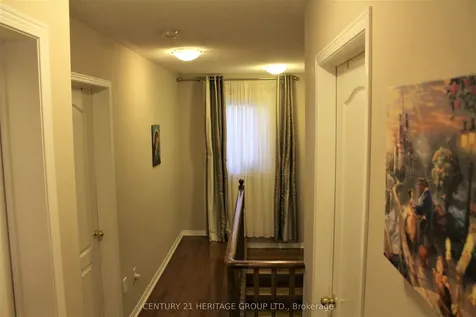 185 River Ridge Boulevard Aurora ON L4G 7T7