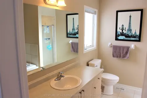 185 River Ridge Boulevard Aurora ON L4G 7T7