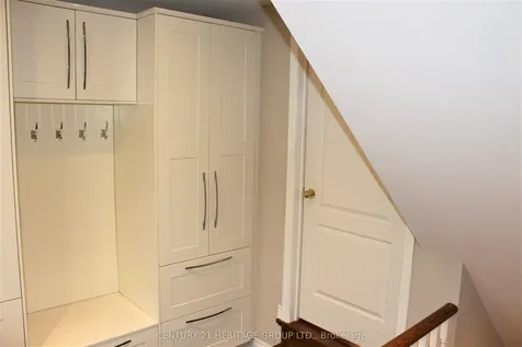 185 River Ridge Boulevard Aurora ON L4G 7T7