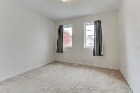 20 Clifford Dalton Drive Aurora ON L4G 0T6