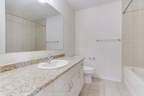 20 Clifford Dalton Drive Aurora ON L4G 0T6