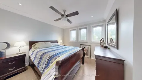 62 Corner Ridge Road Aurora ON L4G 6L3