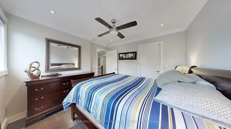 62 Corner Ridge Road Aurora ON L4G 6L3