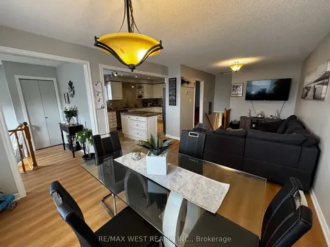 11 Turner Court Bradford West Gwillimbury ON L3Z 2W3