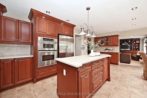 80 Cranberry Lane Aurora ON L4G 5Z1