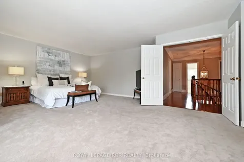 80 Cranberry Lane Aurora ON L4G 5Z1