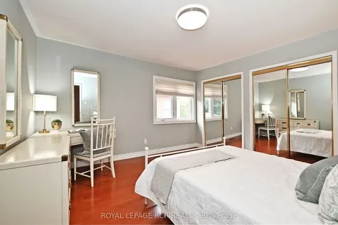 80 Cranberry Lane Aurora ON L4G 5Z1