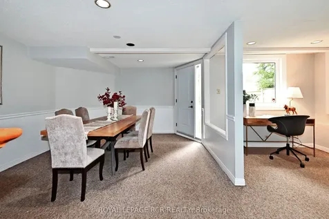 80 Cranberry Lane Aurora ON L4G 5Z1