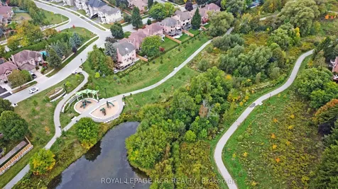 80 Cranberry Lane Aurora ON L4G 5Z1