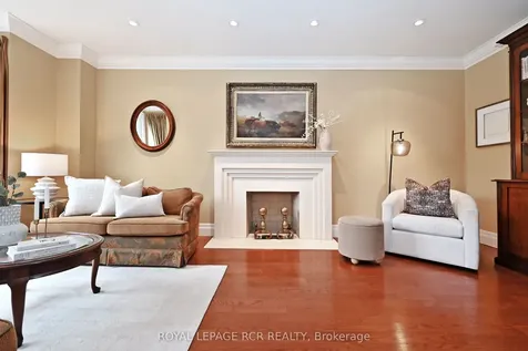 80 Cranberry Lane Aurora ON L4G 5Z1