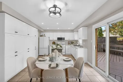 57 Closs Square Aurora ON L4G 5H6