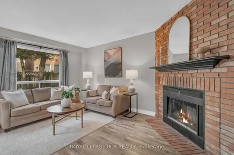 57 Closs Square Aurora ON L4G 5H6