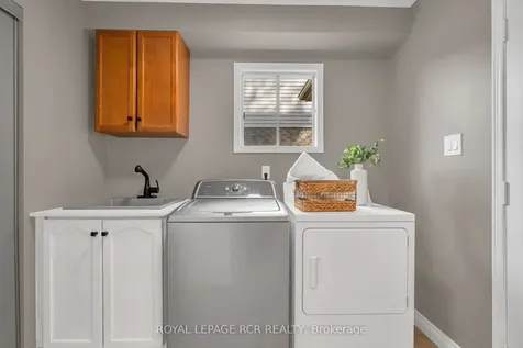 57 Closs Square Aurora ON L4G 5H6