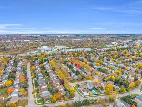 57 Closs Square Aurora ON L4G 5H6