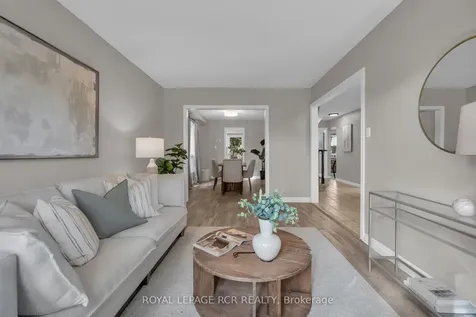 57 Closs Square Aurora ON L4G 5H6