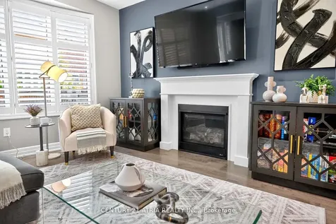 43 Novan Crescent Aurora ON L4G 0X6