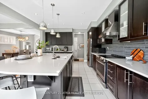 43 Novan Crescent Aurora ON L4G 0X6