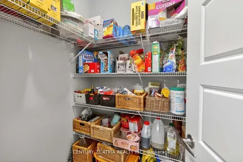 43 Novan Crescent Aurora ON L4G 0X6