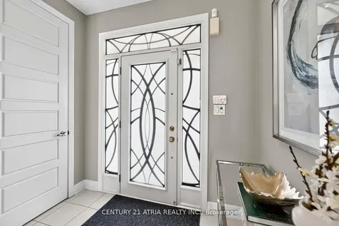 43 Novan Crescent Aurora ON L4G 0X6