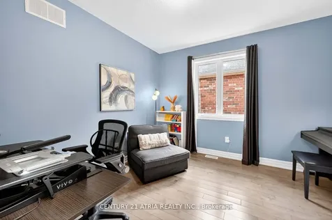 43 Novan Crescent Aurora ON L4G 0X6