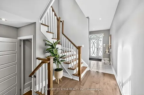 43 Novan Crescent Aurora ON L4G 0X6