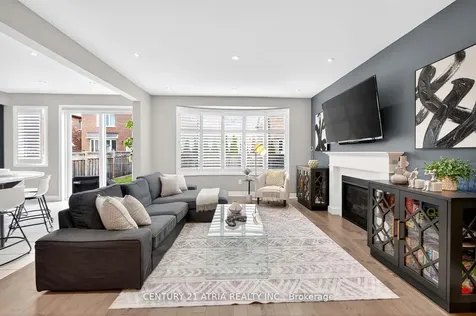 43 Novan Crescent Aurora ON L4G 0X6