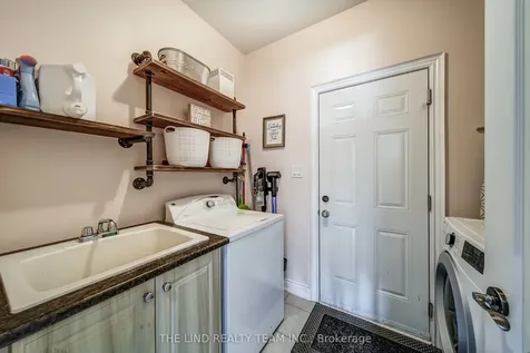 26 Keenan Drive Adjala-tosorontio ON L0G 1L0