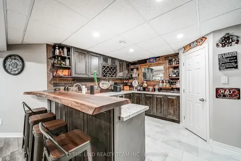 26 Keenan Drive Adjala-tosorontio ON L0G 1L0