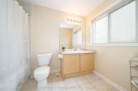 126 Lowther Avenue Richmond Hill ON L4E 4P4