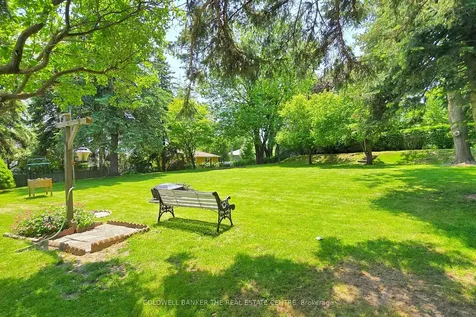 122 Valleyview Crescent W Bradford West Gwillimbury ON L3Z 1S7