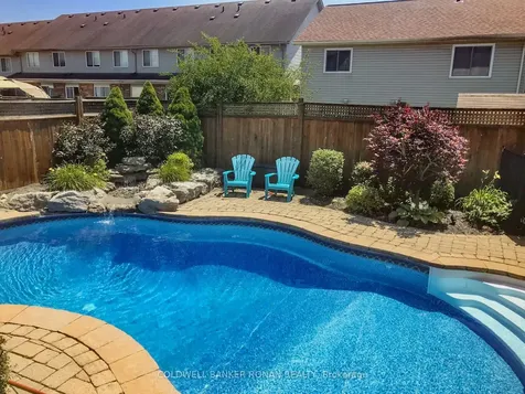 11 Shephard Avenue New Tecumseth ON L9R 2E6