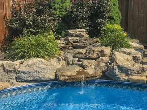 11 Shephard Avenue New Tecumseth ON L9R 2E6