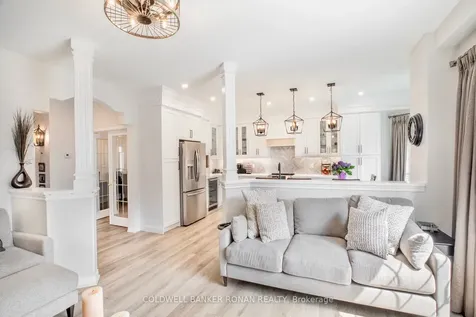 11 Shephard Avenue New Tecumseth ON L9R 2E6