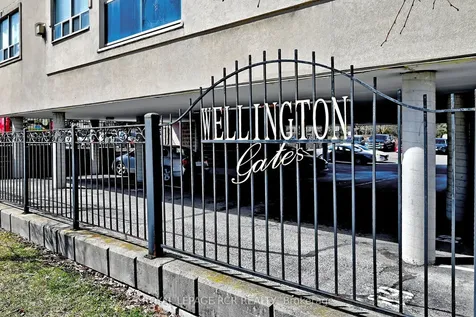 160 Wellington Street E Aurora ON L4G 1J3
