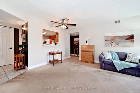 160 Wellington Street E Aurora ON L4G 1J3