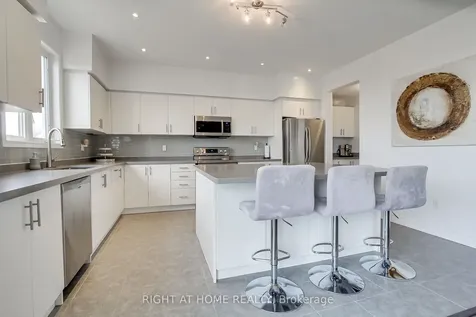 14 Don Hadden Crescent Brock ON L0C 1H0