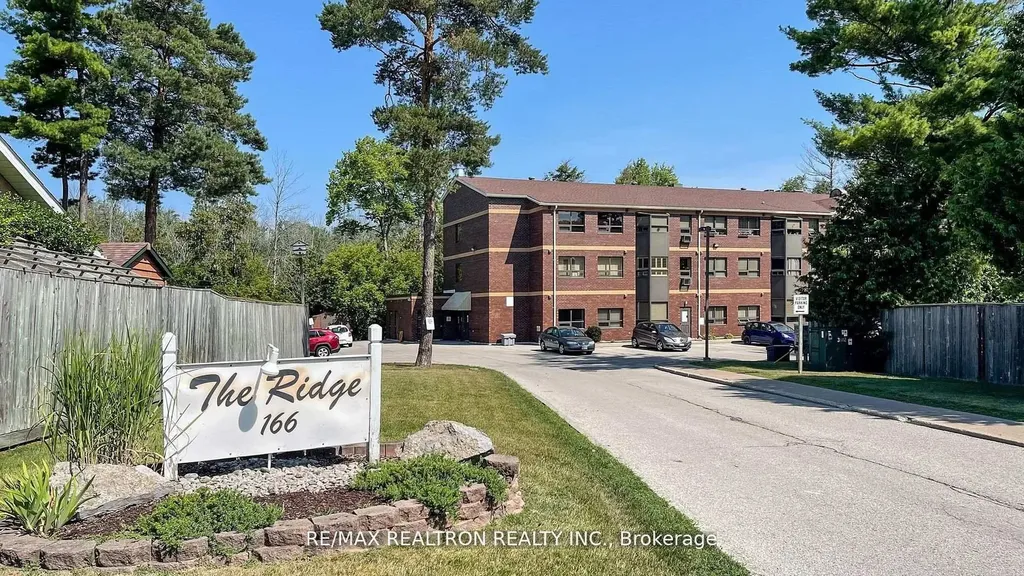 166 Olive Street East Gwillimbury ON L9N 1M9