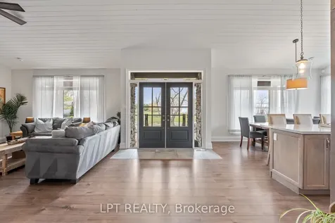 23 Dunkelman Drive Georgina ON L4P 3C8