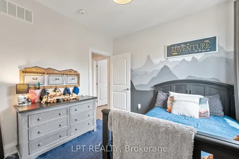 23 Dunkelman Drive Georgina ON L4P 3C8