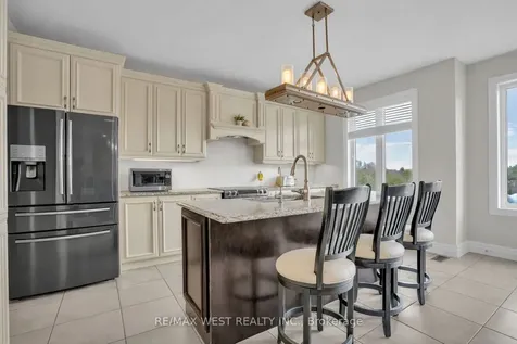 23 Webb Trail New Tecumseth ON L0G 1W0