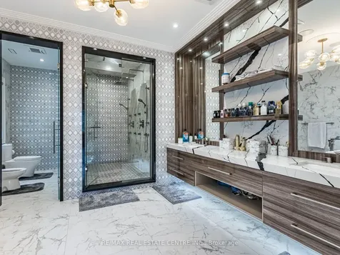 1 Huckleberry Lane Markham ON L3T 1C6