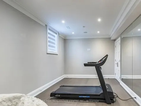1 Huckleberry Lane Markham ON L3T 1C6