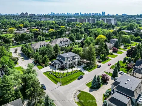 1 Huckleberry Lane Markham ON L3T 1C6