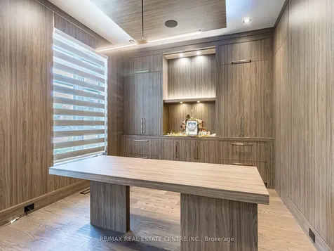 1 Huckleberry Lane Markham ON L3T 1C6
