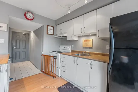 1 Testa Road Uxbridge ON L9P 1Y9