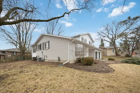 72 Beaver Ridge Drive Brock ON L0E 1E0