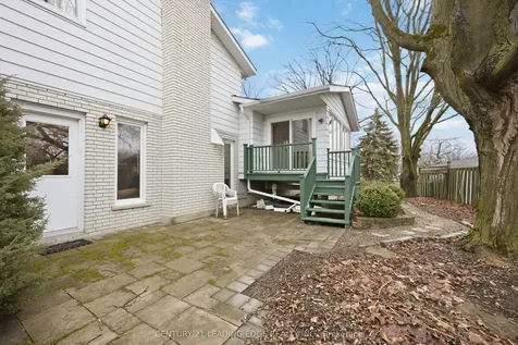 72 Beaver Ridge Drive Brock ON L0E 1E0