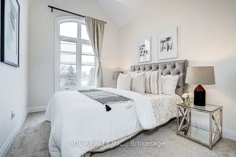 4199 Major Mackenzie Drive E Markham ON L6C 3L5